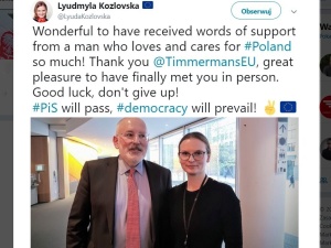"Słowa wsparcia od człowieka, który tak kocha Polskę". Kozłowska publikuje swoje zdjęcie z Timmermansem