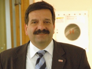 Janusz Śniadek: Chcemy uszczelnienia zakazu handlu w niedzielę