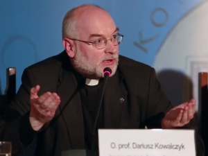 Ks. D. Kowalczyk mocno o procesie Wałęsa-Kaczyński: "Nie chcę sądokracji. Po co to było Kaczyńskiemu?"
