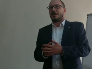 Poseł Paweł Skutecki z  Kukiz’15 odwiedzał Baszara el-Asada i członków Hezbollahu. ABW zbada sprawę