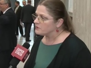 Krystyna Pawłowicz: "Przerwa w kuracji": NIKT mnie nie chowa ani nie wyrzuca