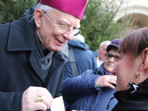 Abp Jędraszewski: Te święta są świętami szczególnej solidarności