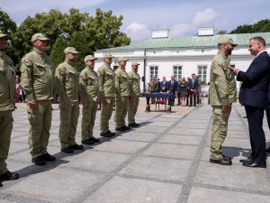 Pijany funkcjonariusz SOP miał chronić premiera? SOP się tłumaczy