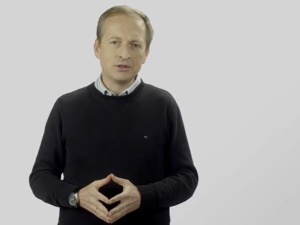I Konrad Piasecki nie rozumie: "Wzburzenie z powodu zabijania dzików, wśród tych, którzy jedzą..."