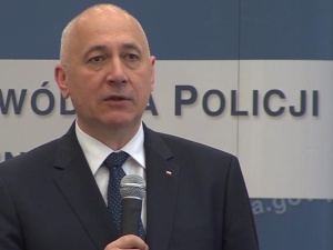 Min. Brudziński: Dokonano kilkunastu zatrzymań w związku z wezwaniami w internecie do zabójstw i agresji