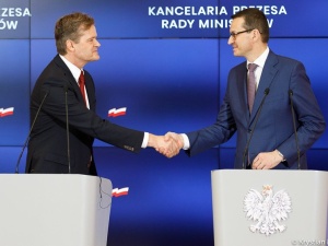 Premier o produkcji baterii do Mercedesa w Jaworze: "Stworzyliśmy przyjazny klimat inwestycyjny dla firm"