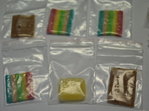Policja ostrzega: Uwaga na żelki z LSD
