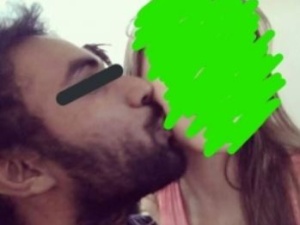 Zawiadomienia ws. Euroweek. "Przykładał ją sobie do krocza"