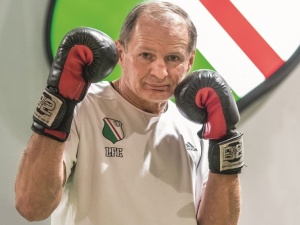 Film „Kler” zniszczył mu życie. Słynny bokser: "Nie poddam się!"
