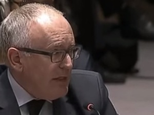 Szymańska-Borginion wygrała potyczkę z Timmermansem. Nie taki komisarz praworządny?