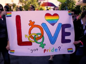 Pismo LGBT hejtuje GoSport za walentynkową ofertę, w której, o zgrozo, można nabyć produkt damski i męski