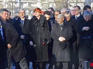 [Nasza Fotorelacja] Pogrzeb śp. Jana Olszewskiego - Żegnający Zmarłego