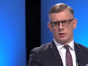 Prof. Cenckiewicz: "Kiedy Wałęsa obalał... Morawiecki się ukrywał i SW zakładał"