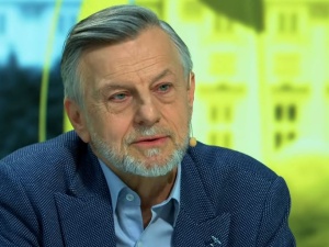 [video] "Mogę skończyć zdanie?" Prof. Zybertowicz uczy redaktora Onetu dziennikarskiego savoir-vivre'u