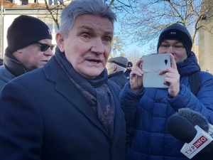 Roman Kuzimski [ZR Gdańskiego "S"]: Urzędnicy miasta współpracują z bandytami, którzy przewrócili pomnik