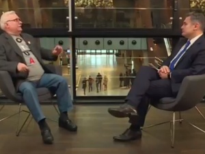 [video] Co Wałęsa chce zrobić z ludźmi, którzy otwarcie mówią o "Bolku"? - "Strzelać!"