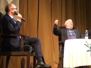 [video] Uwierzylibyście? Wałęsa opowiada, że chowa przed żoną długopisy żeby nie zapisała się do PiS