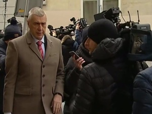 Dubois i Giertych działali wbrew swojemu austriackiemu klientowi?