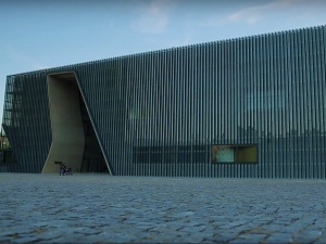 Niemiecka gazeta pisze o muzeum POLIN i "Polakach mordujących żydowskich sąsiadów"