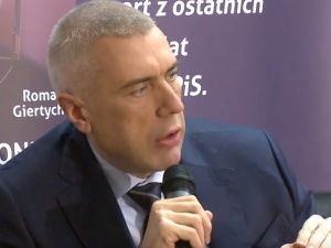 Giertych sugeruje Czarneckiemu pozwanie Polskiej Agencji Prasowej