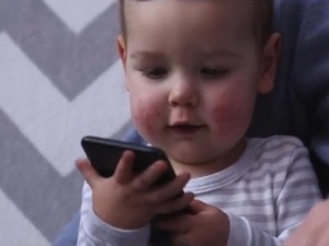 [video] Mały Julek umiera przez błędy lekarskie. Zostało bardzo mało czasu, by uratować mu życie