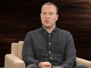 Makowski: Skala fake newsów na temat "antysemickich ataków w Polsce" przybiera rozmiary plagi