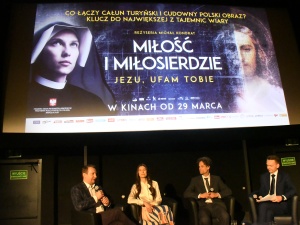 [Fotorelacja] "Miłość i Miłosierdzie" film o św. Faustynie. Co łączy cudowny obraz z Całunem Turyńskim?
