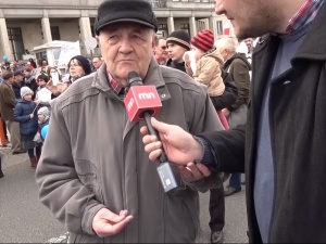 [video] "Jeśli zniszczą rodziny, zniszczą cały naród, jak na Zachodzie". Ta rozmowa podbija sieć