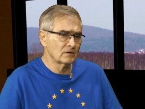 "Specjalne podziękowania dla Schetyny za osłabienie listy KE". Słynny aktor startuje z list Wiosny