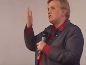 [video] Róża Thun: "Taksówkarz miał różaniec na lusterku. Od razu pomyślałam, że pisior"