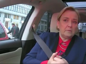 [video] Róża Thun: "Kierowca miał różaniec na lusterku powieszony i ja od razu myślę, że pisior..."