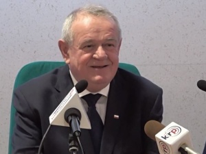 Pilne! Były prezydent Siedlec Wojciech Kudelski zaatakowany nożem. Trafił do szpitala