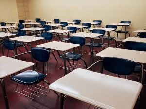 MEN: "Kilka tys. osób z kwalifikacjami pedagogicznymi zgłosiło się do pomocy w zespołach egzaminacyjnych"