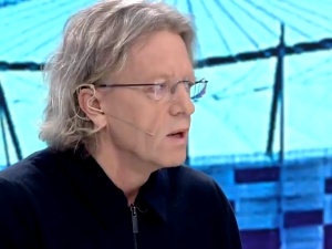 Krzysztof Mieszkowski: "Faszyzm wpełza do Polski. PiS już nie ukrywa swoich intencji..."
