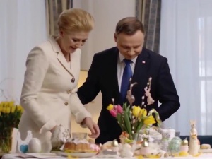 [video] Para Prezydencka: "Wszystkim naszym Rodakom, życzymy radosnych Świąt Zmartwychwstania Pańskiego"