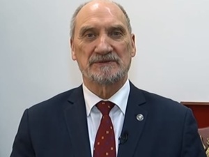 Macierewicz o ochronie życia poczętego: Ta sprawa musi być załatwiona