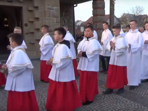 [Wideo] Zobacz jak w całej Polsce wyglądały msze rezurekcyjne