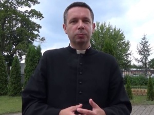 "Pora zdjąć Matkę Bożą z klapy" Ks. Daniel Wachowiak skomentował 10 świeckich przykazań Wałęsy