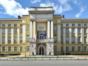 Pilne! Próba samospalenia przed Kancelarią Premiera