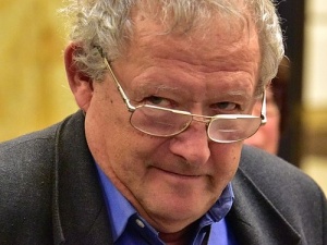 Zaskakujące. Michnik: "Przemówienie Jażdżewskiego było nieinteligentne"