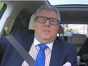 Ryszard Czarnecki bez ogródek o przerobieniu wizerunki Matki Bożej: To świństwo!