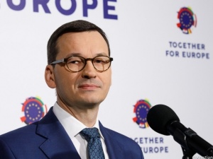 "Tej granicy nikt nie ma prawa przekroczyć". Politycy solidaryzują się z PMM po skandalicznej okładce SE