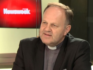 "Nie pozwolę, by ktokolwiek cię skrzywdził!". Ks. Sowa emocjonalnie po wniosku prokuratora ws. Arabskiego
