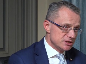 Atakujący M. Magierowskiego miał się zdenerwować, bo nie wpuszczono go do ambasady i nazwano "Żydem"