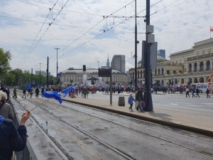 Andruszkiewicz o marszu: "Król Europy zaszczycił "Ten Kraj" swoją obecnością. Witają go milionowe tłumy"