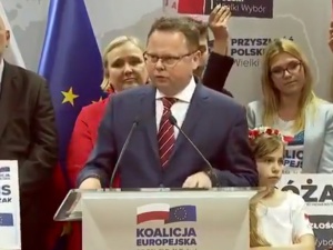 [video] Szejna [KE] na konwencji grozi m.in abp. Jędraszewskiemu: "Dopadniemy was!". Na sali liderzy PSL