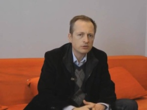 Red. Piasecki o szyderstwach na Paradzie Równości: Wpycha LGBT do pudełka z napisem "kurioza i dziwolągi"