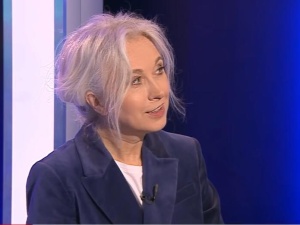 Gretkowska o Beacie Szydło: "Wygrała matka księdza, która występuje w Polsce w roli Matki Boskiej"