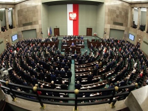 [najnowszy sondaż] IBRIS: Duopol w Sejmie, nawet bardzo szeroka Koalicja nie jest w stanie zagrozić ZP
