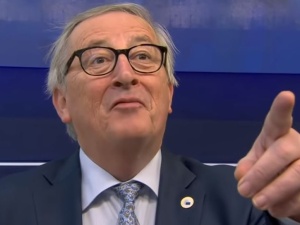 [video] Czy Donald Tusk jest kandydatem na szefa KE? Juncker wbija szpilę: "Na szczęście nie"